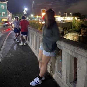 Meet your Posher, Cora